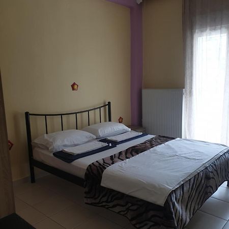 Plaza Apartments Nea Vrasna Bagian luar foto