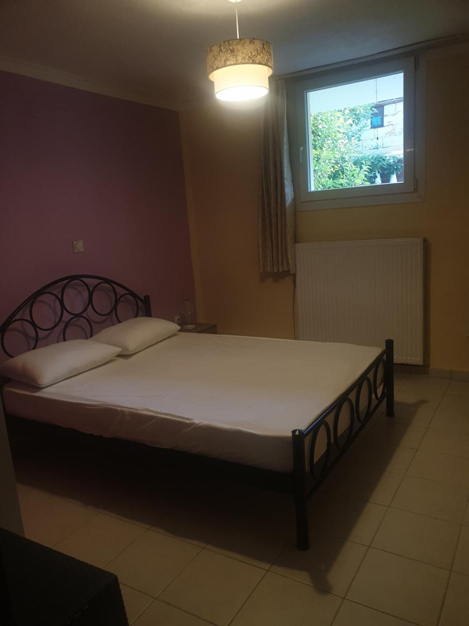 Plaza Apartments Nea Vrasna Bagian luar foto